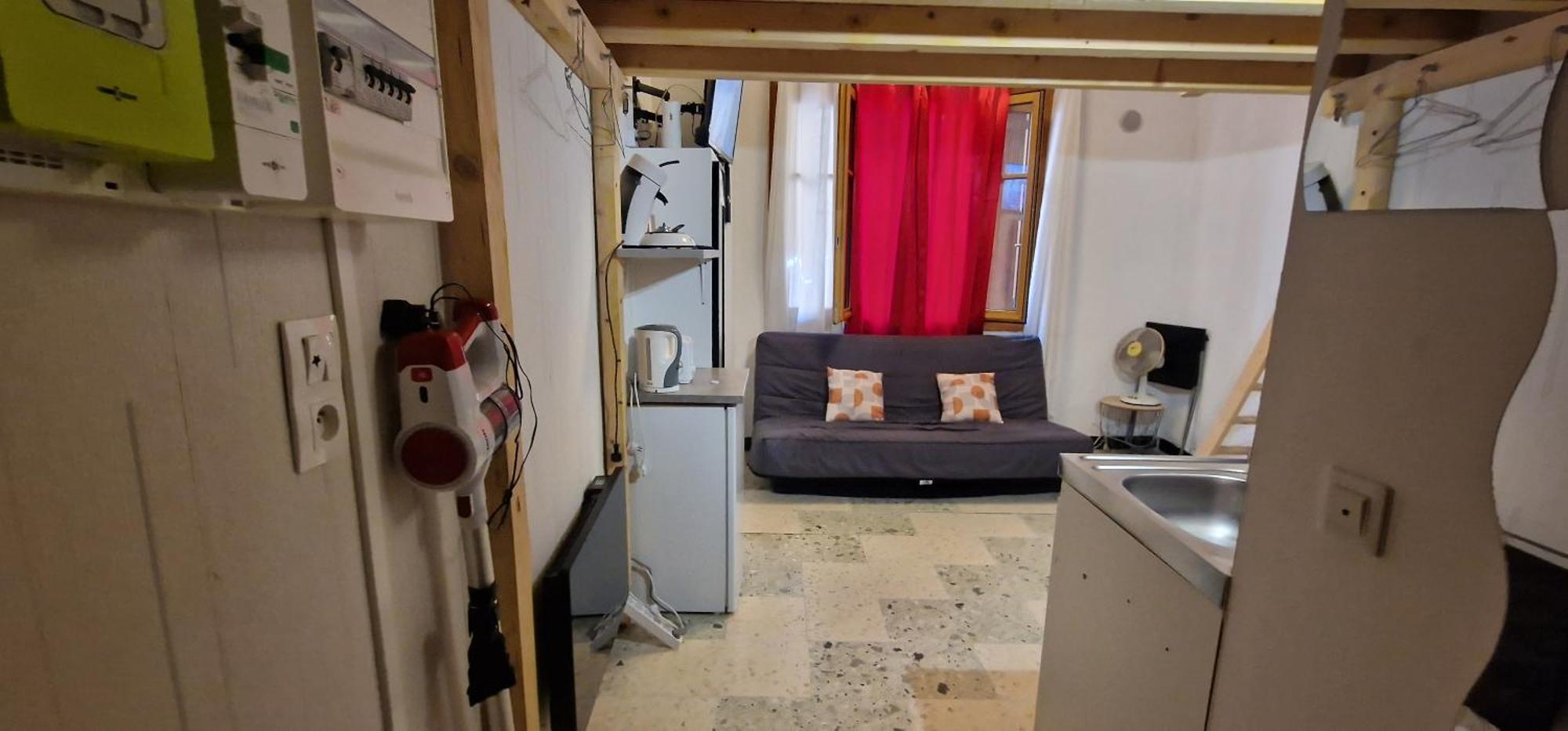 Beau Studio En Centre Ville Narbonne Exteriör bild